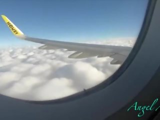 Masyarakat pesawat terbang mengisap penis