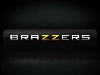 Brazzers - ใหญ่ นม ที่ โรงเรียน - เลีย ฉัน ใน the locker ห้อง ฉาก starring เคช่า สีเทา และ จอห์นนี่ ศรี