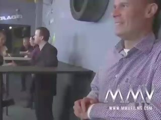 Mmv video swinging bar