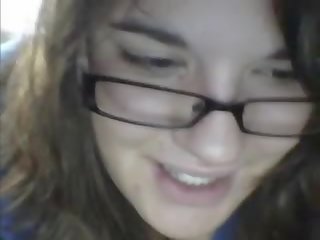 18yo chubby teen getting passionate chatting in cam