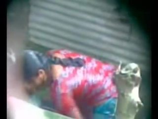 Heimelijk recorded mms van een dorp aunty het nemen een bad captured door een voyeur - spelen indisch xxx film