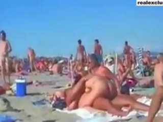 Offentlig naken strand swinger kjønn video i sommer 2015